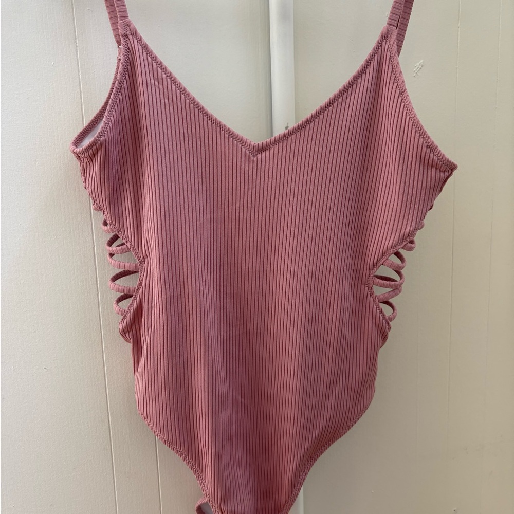 Never Worn Victoria's Secret Pink Ribbed Swimsuit